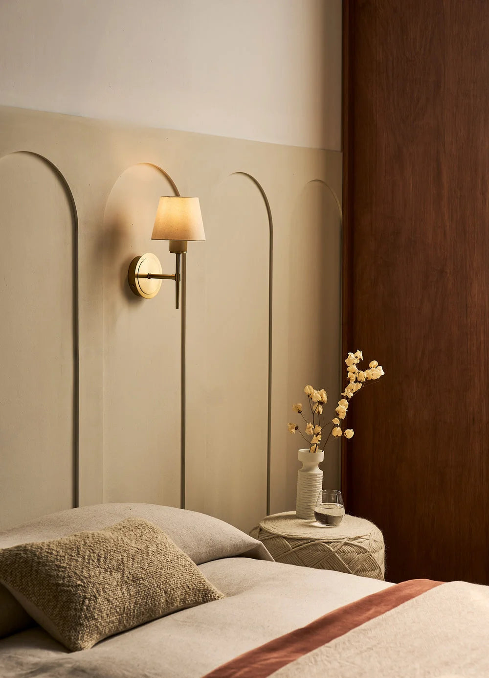 Knurled Torch Wall Light - Light Natural Cotton Brass Finishes
