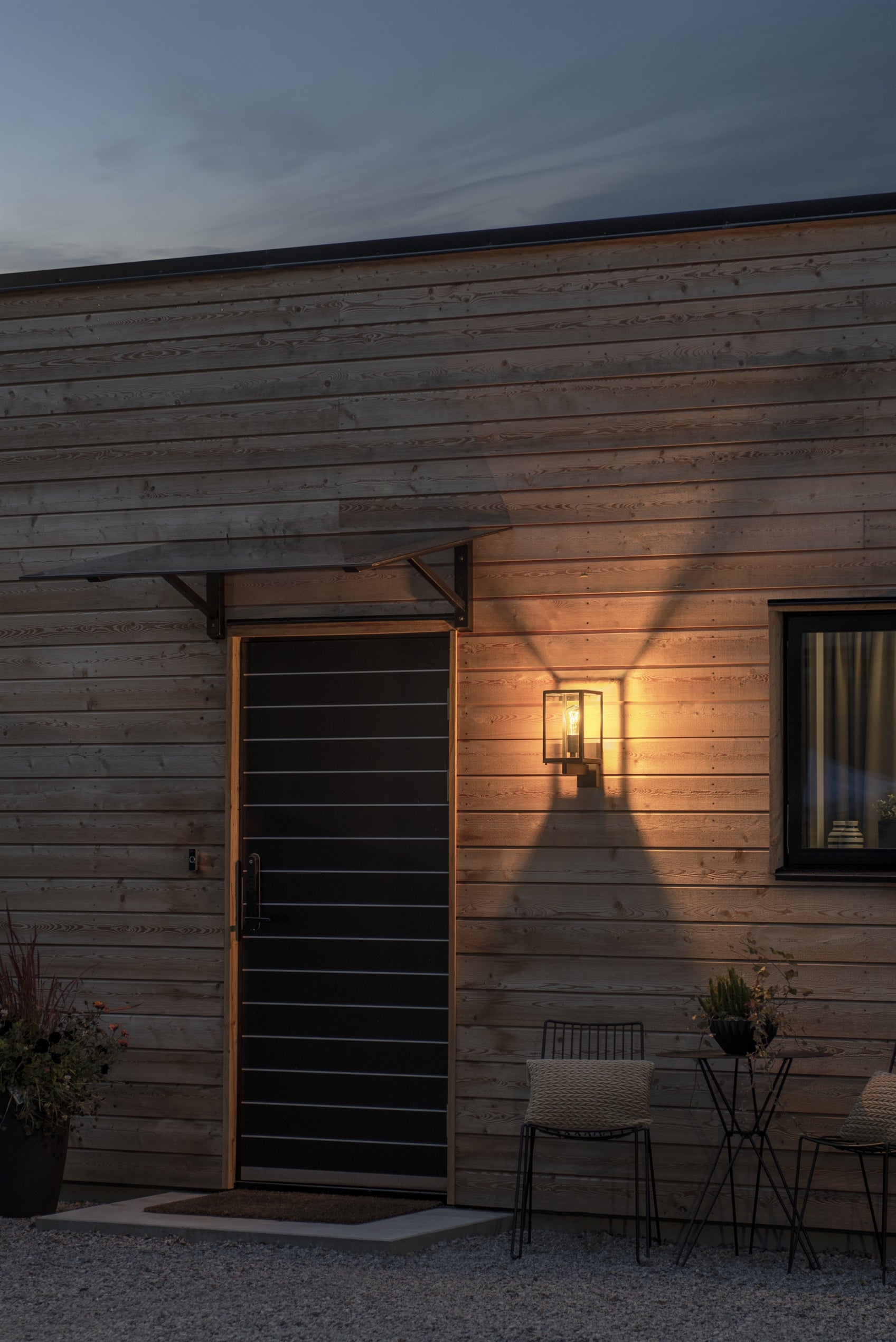 Carpi Wall Up/Down E27- Black with Clear Glass