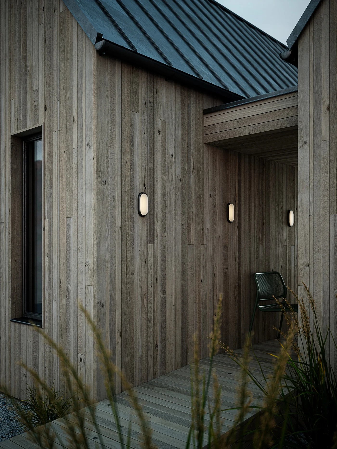 Cuba Outdoor Energy Wall light- Round/ Oval