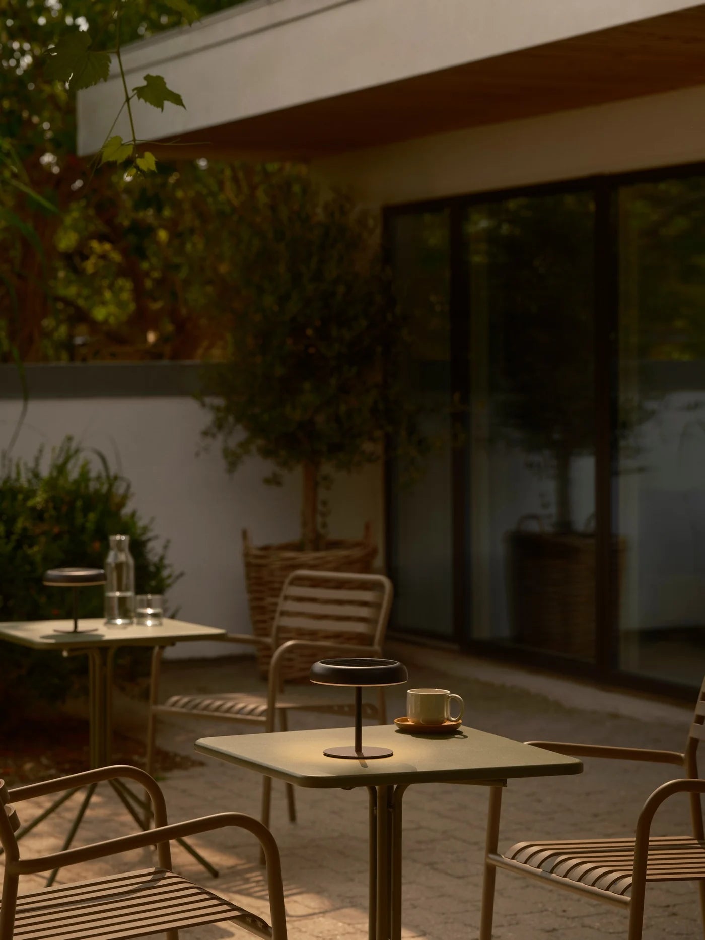 Elmer Solar Battery light- Black/ Green