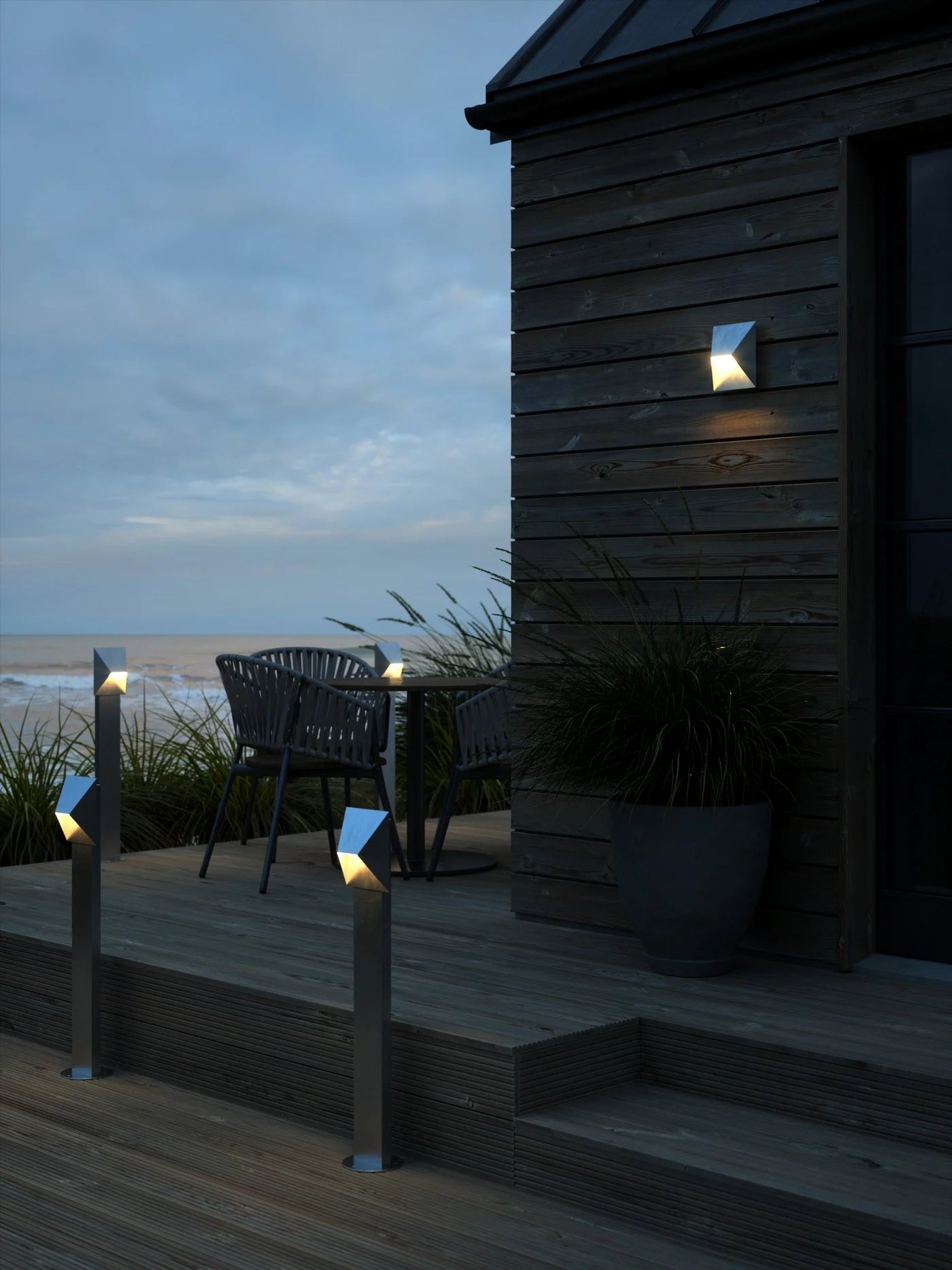 Pontio 15'/27' Wall light- Various Finishes