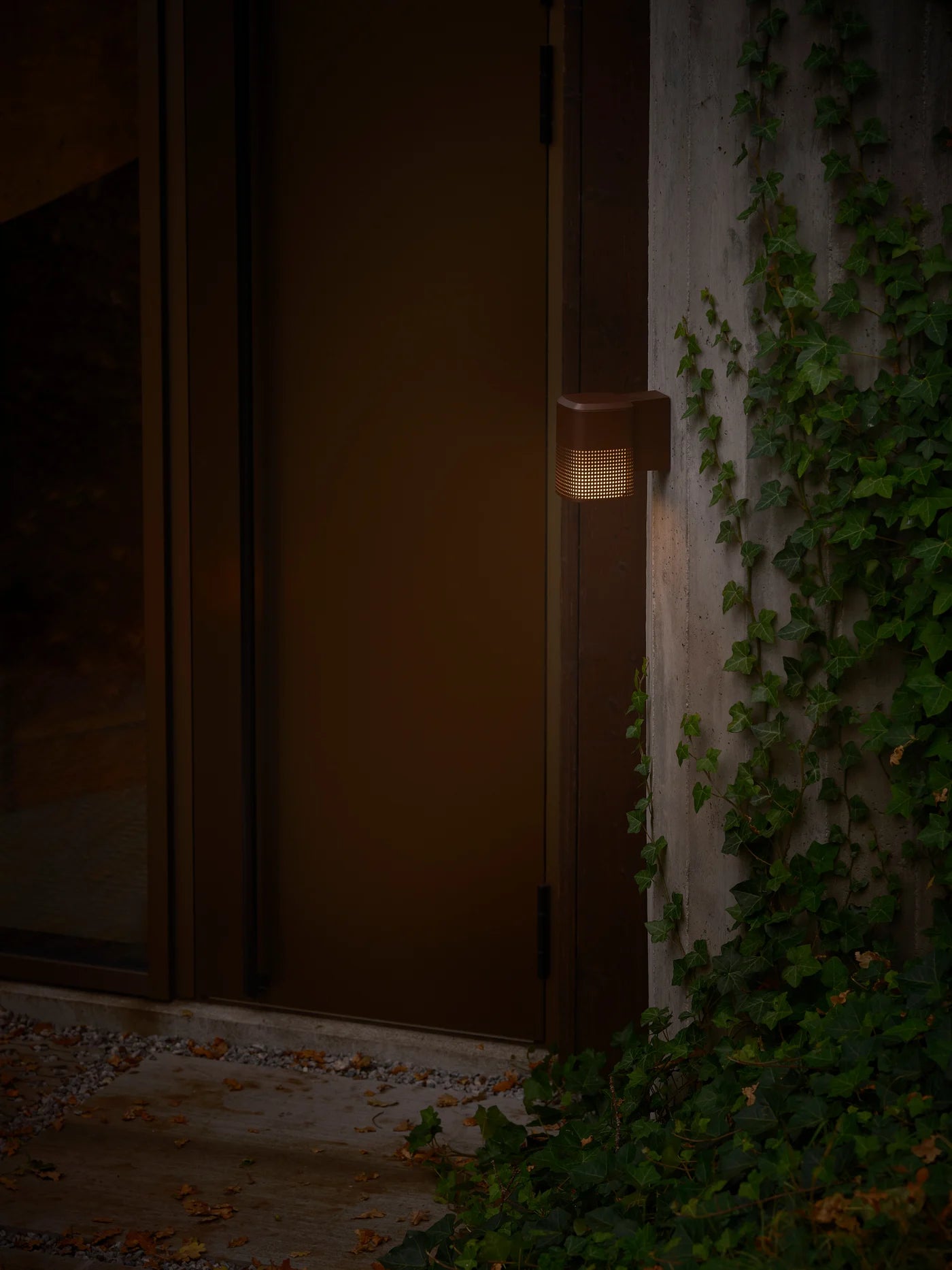 Sidara Outdoor Wall Light- Brown/ Anthracite/Black Finish