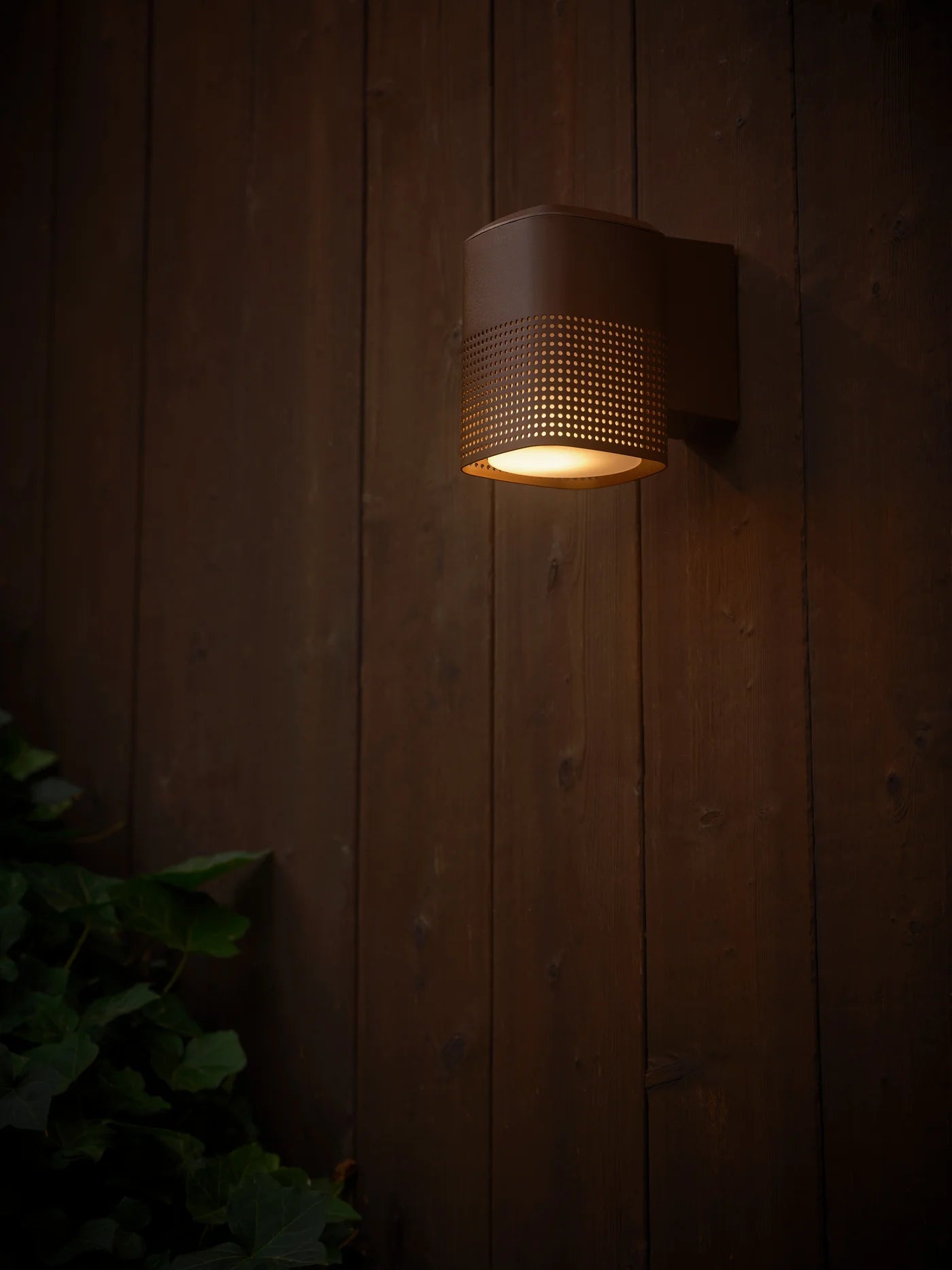 Sidara Outdoor Wall Light- Brown/ Anthracite/Black Finish