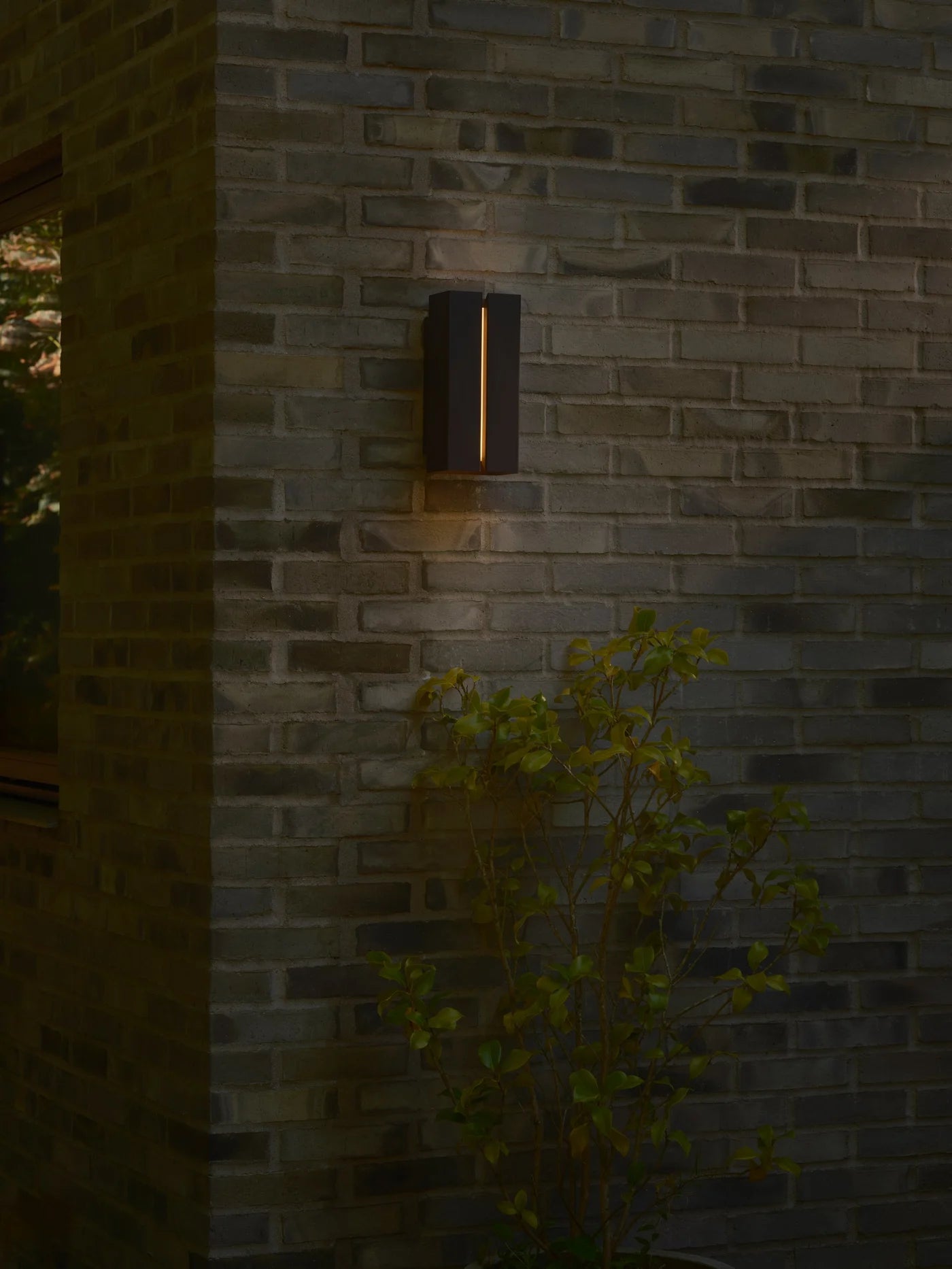Clarini Wall light Seaside black