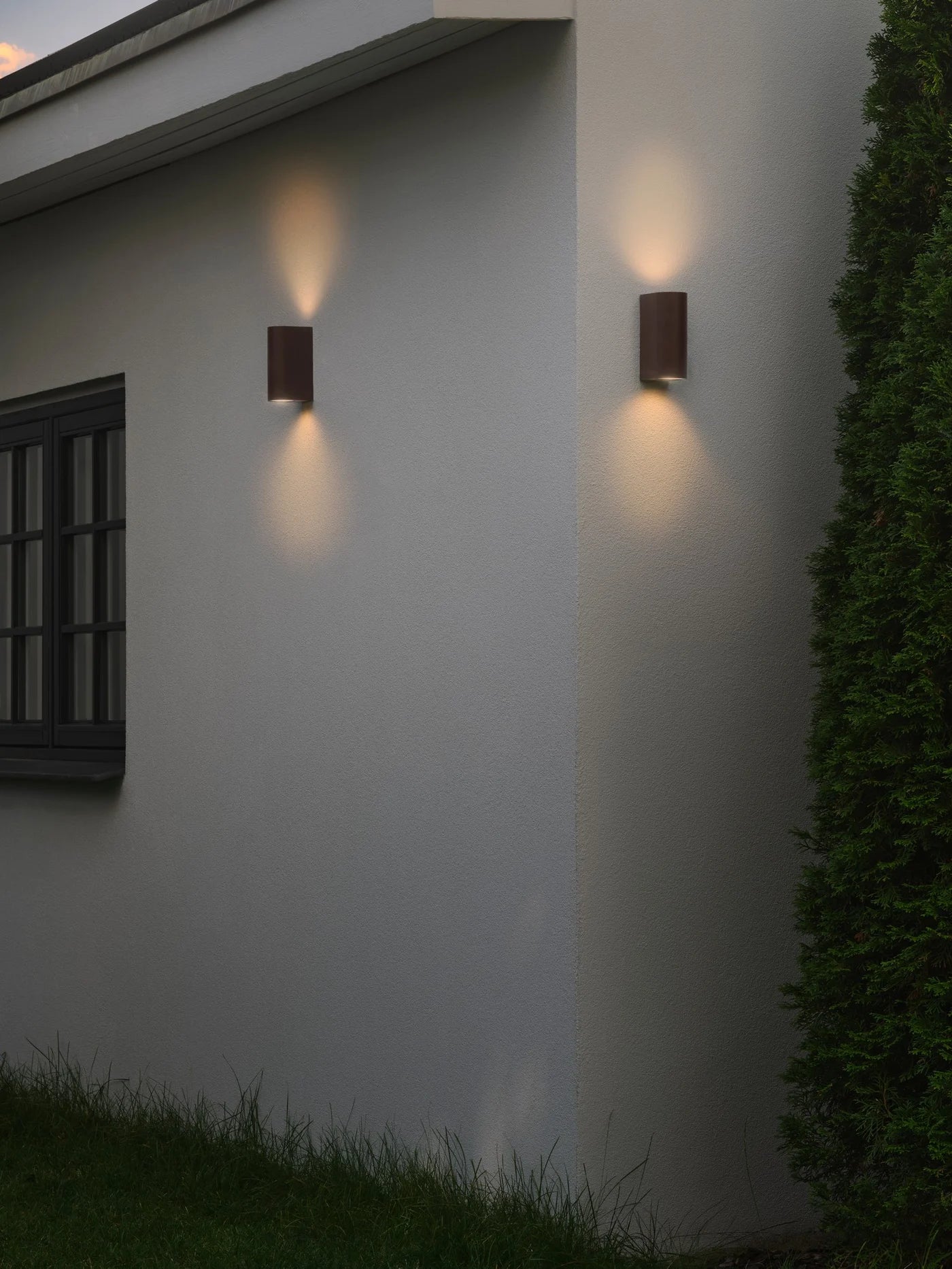 Dion Single/ Double Wall light- Black/ Rusty