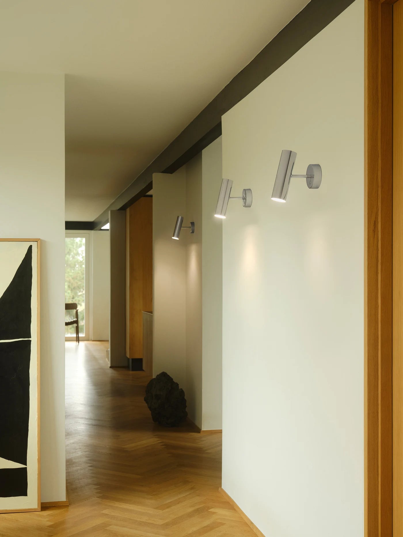MIB 6' Wall Light- Black/ Chrome/White