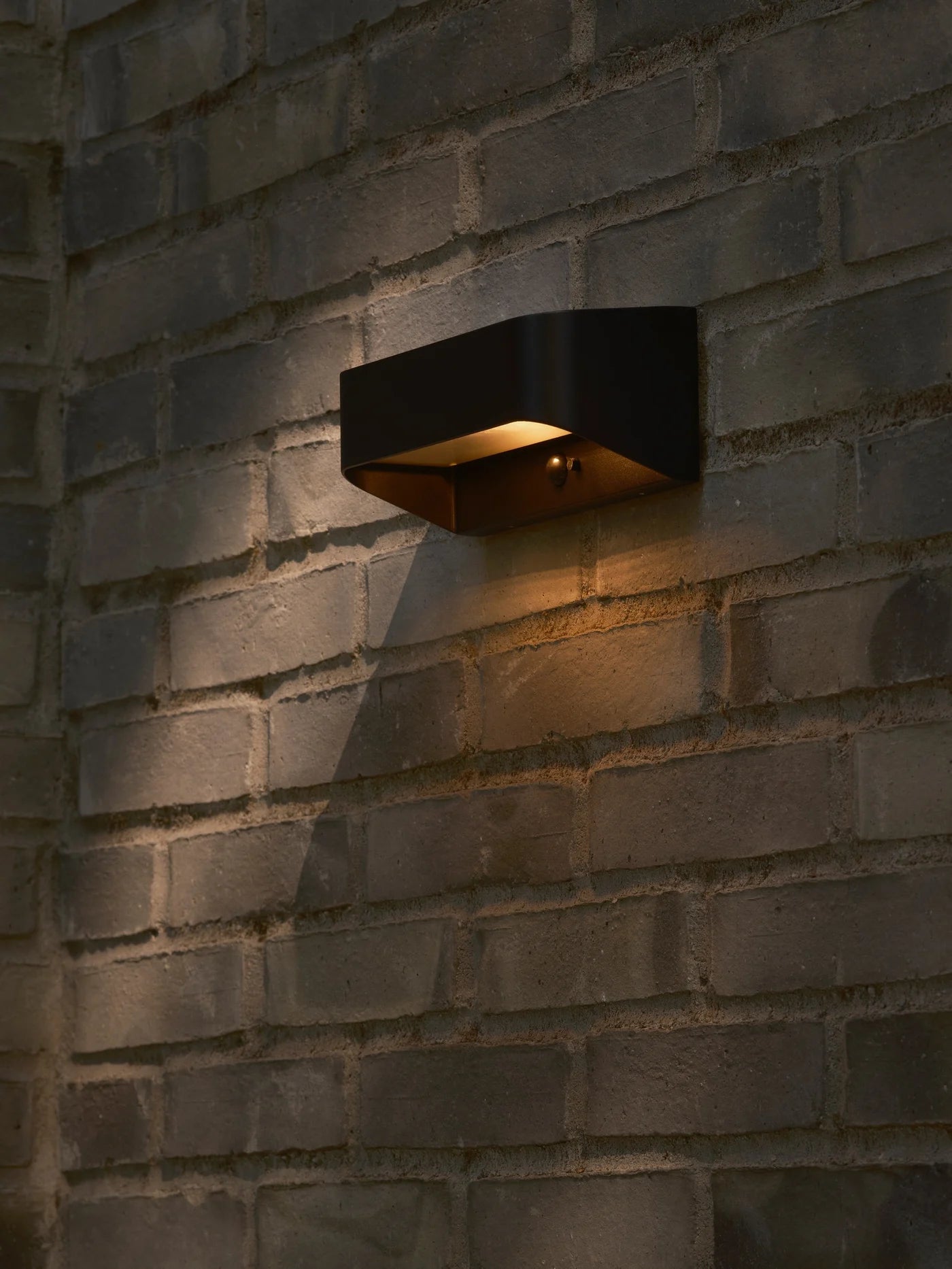 Marcellio Solar Wall light- Black/ Brown Finish