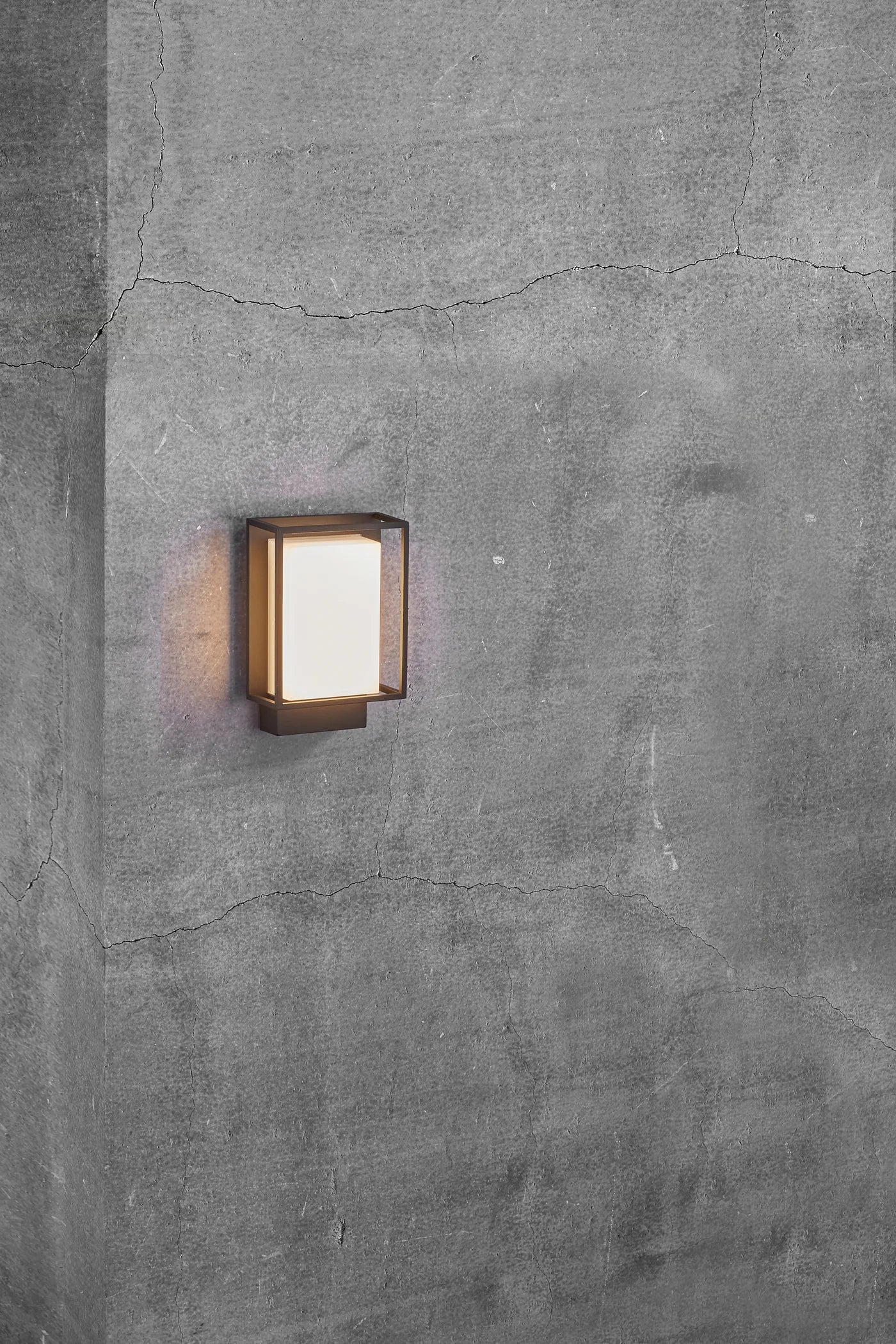 Nestor Wall light