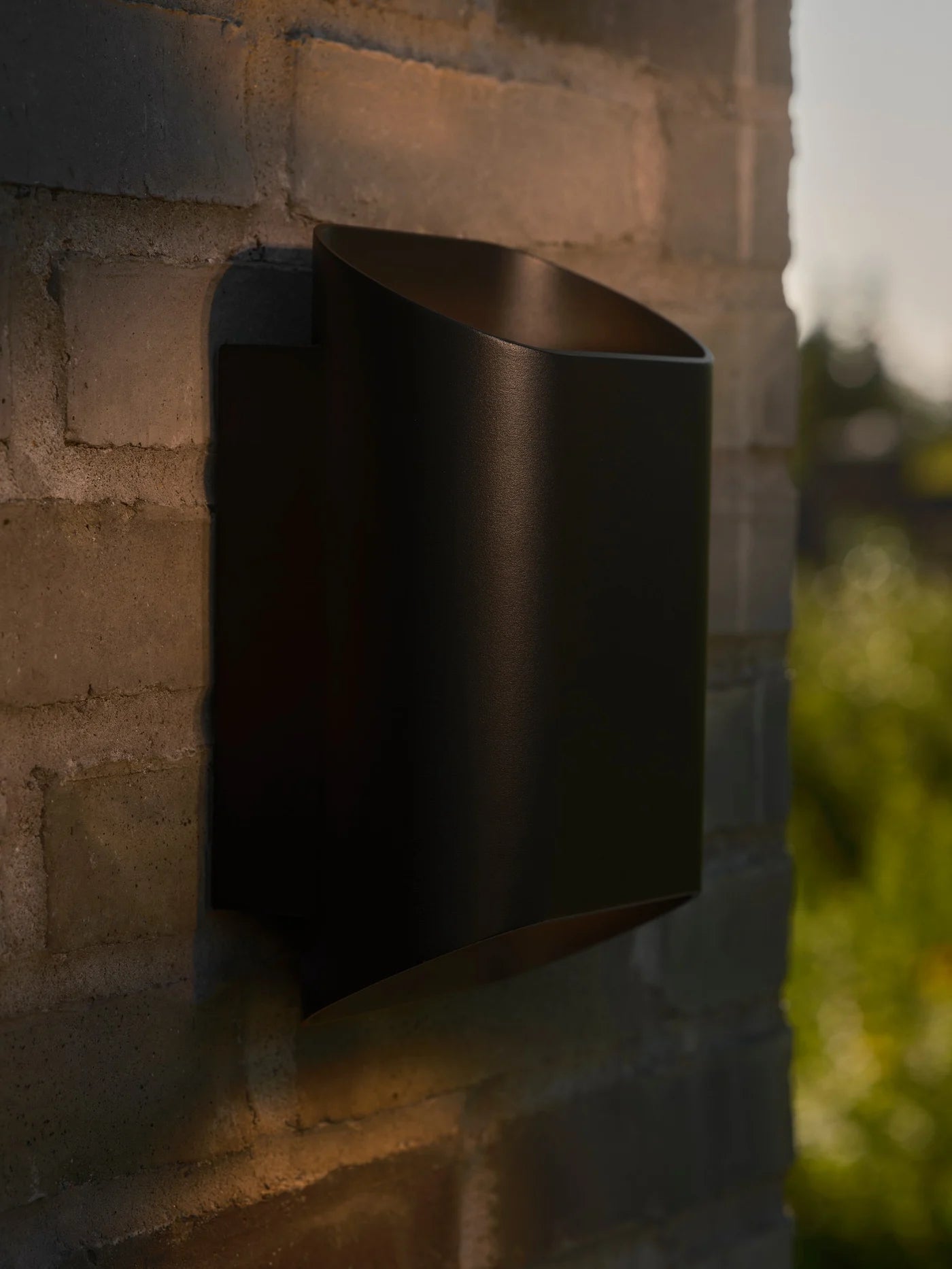 Nico 22 Round Maxi Wall light