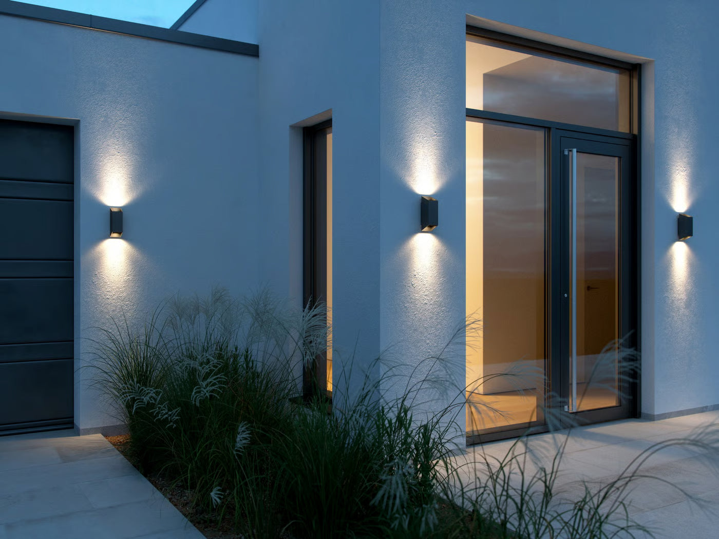 Nico Round/ Square 22' Wall light - Various Finishes