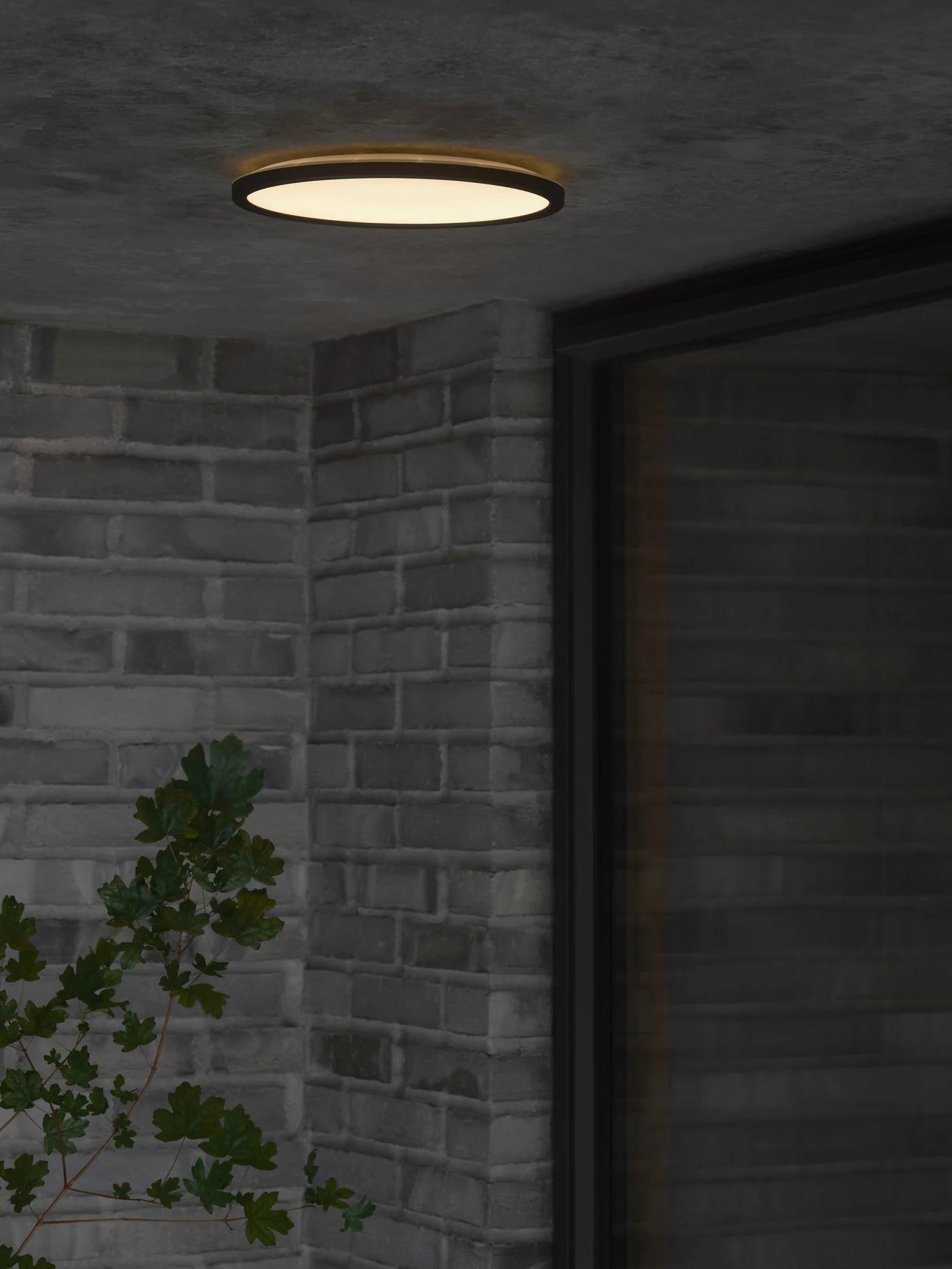 Oja 29 Outdoor Round/ Square Ceiling light
