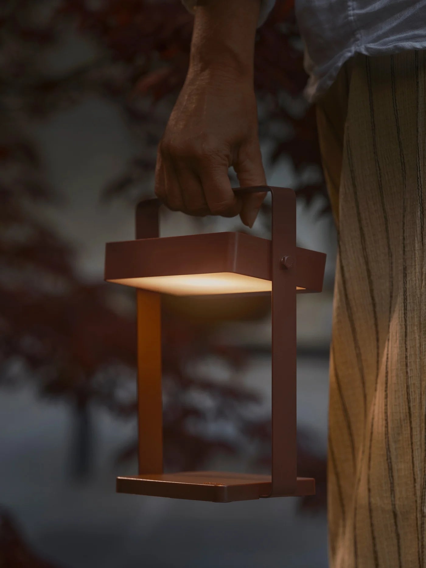 Saulio Solar Battery light- Black/ Brown/ Olive Green Finish
