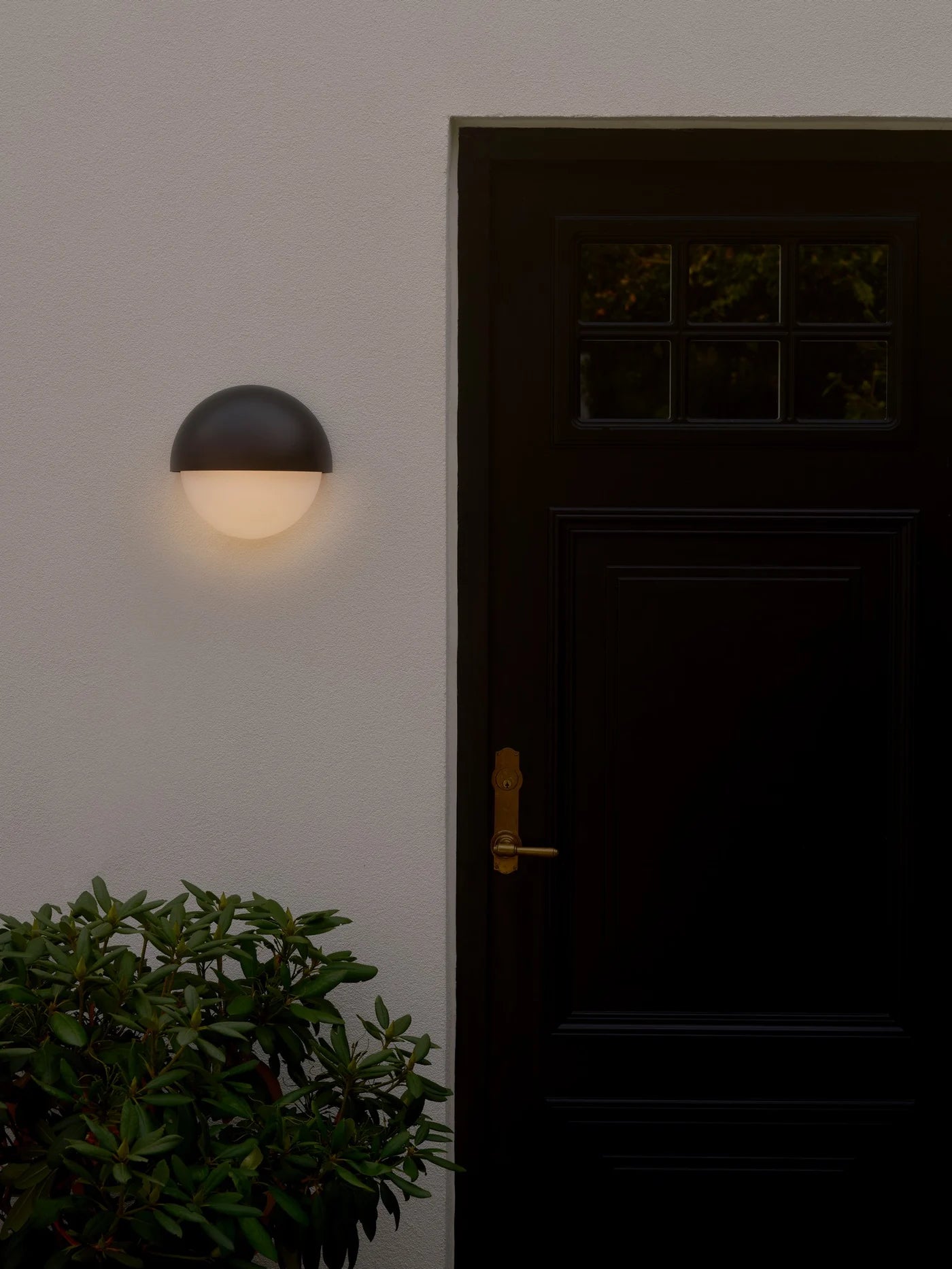 Scorpius  Round Wall light