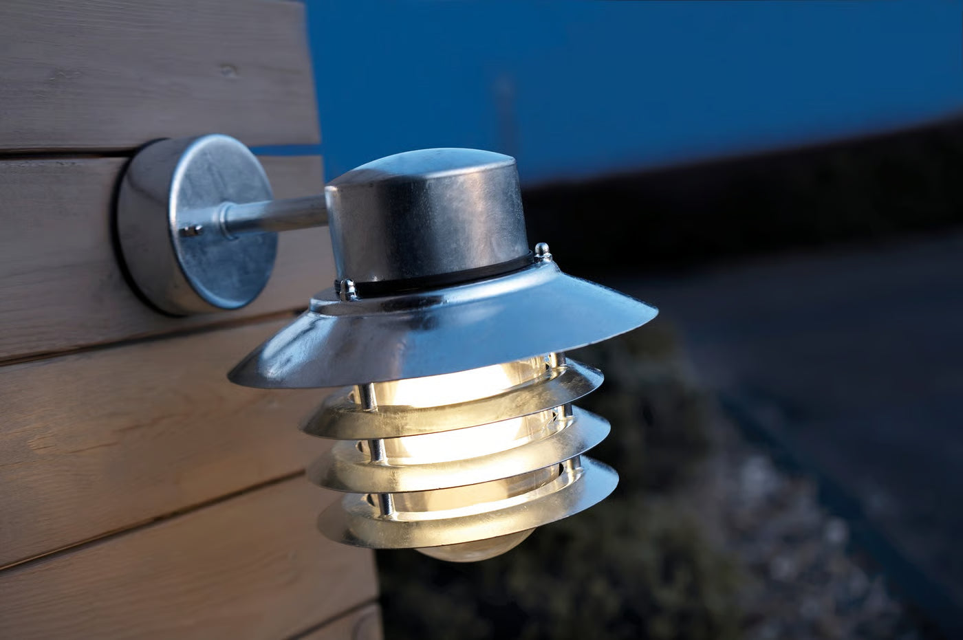 Vejers Up/ Down light- Galvanized/ Black Finish
