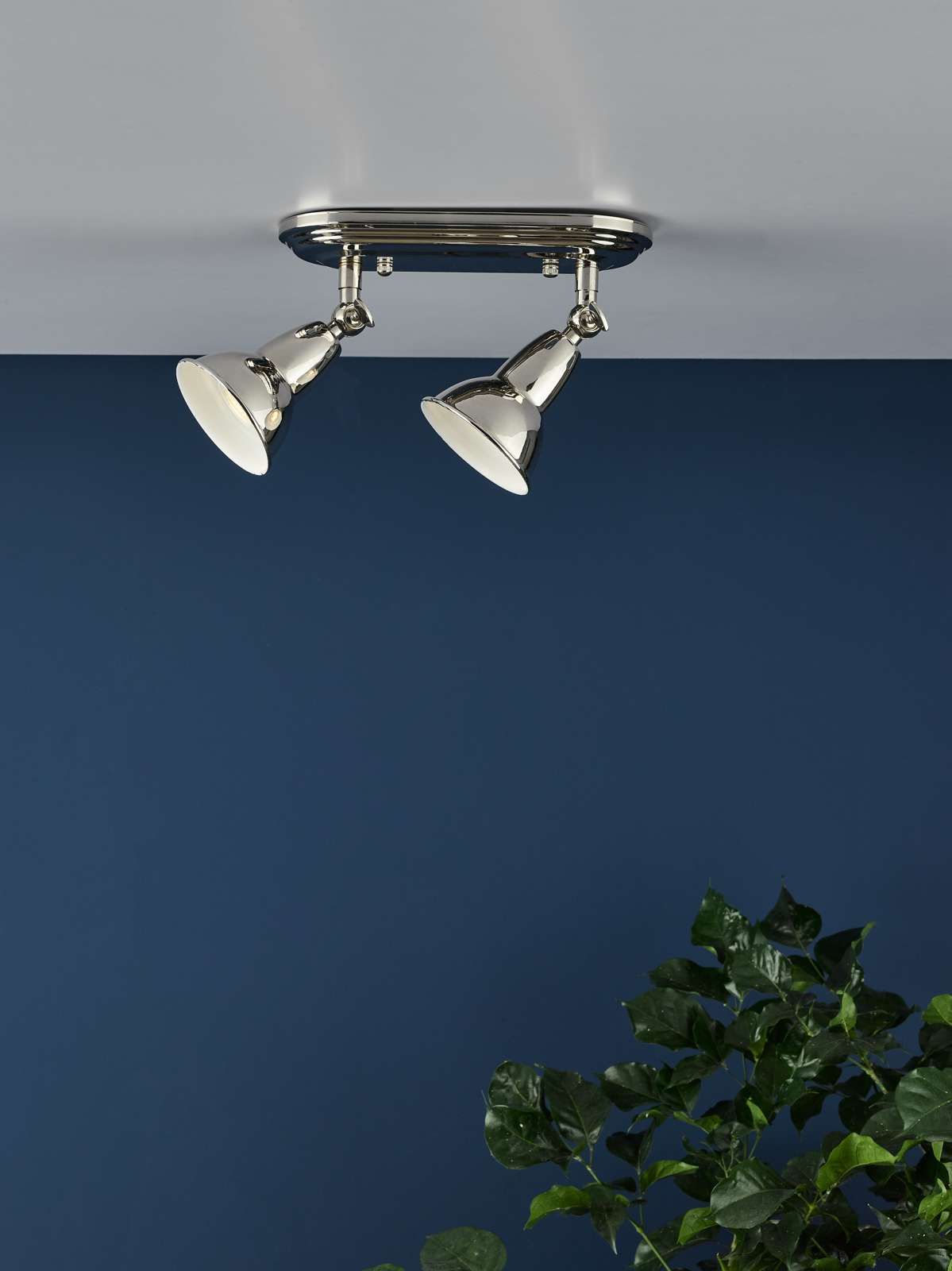 2Lt Plate Spotlight - Aged Brass