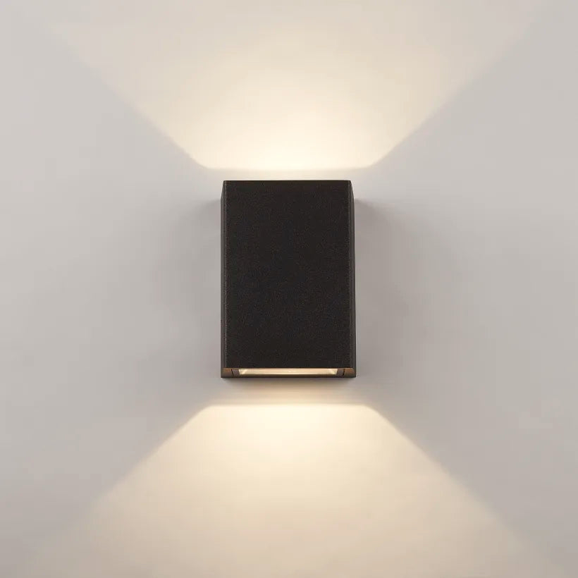 Lanesborough IP65  2 x 6W  Up/Down Wall Light