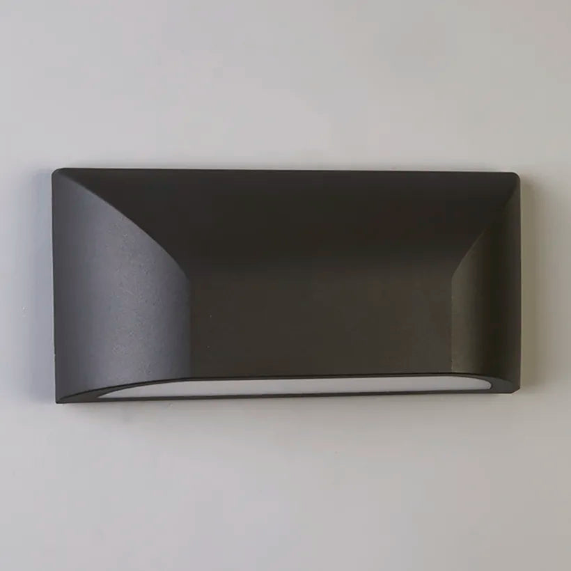 Yokahama IP54 Outdoor Wall Light