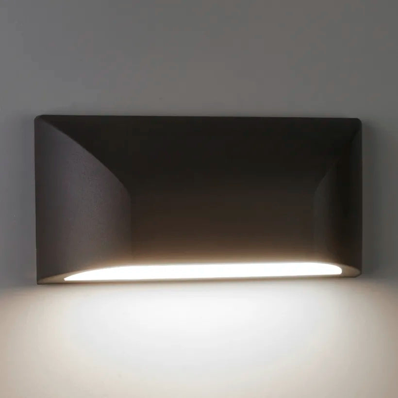 Yokahama IP54 Outdoor Wall Light