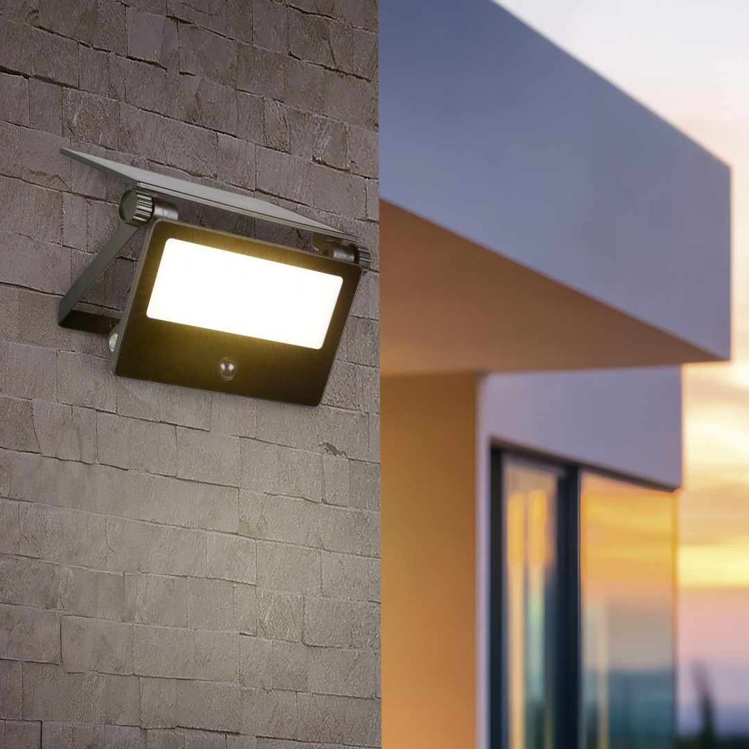 Moura Solar Wall Lights