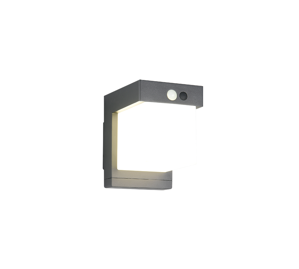 Colombo Wall Light