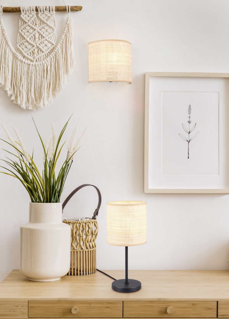 Aimee Table lamp