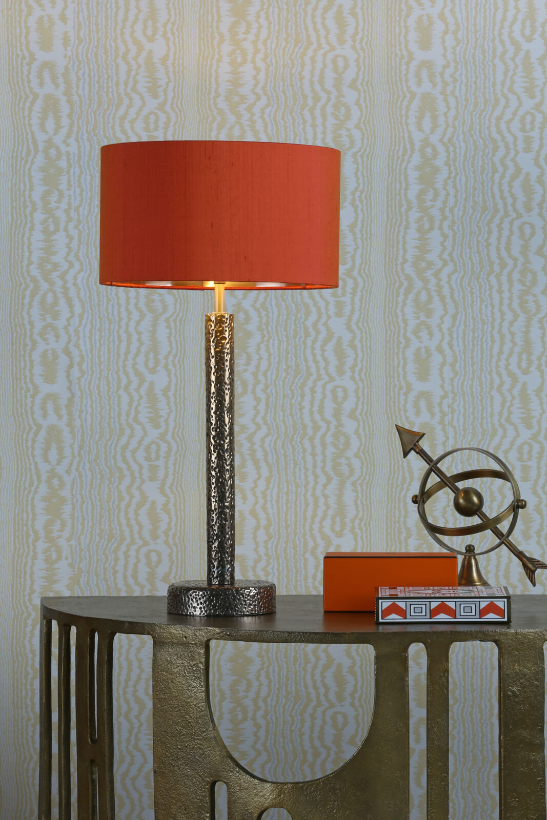 Sloane Small/Large Table Lamp Bronze/Pewter Base Only B22