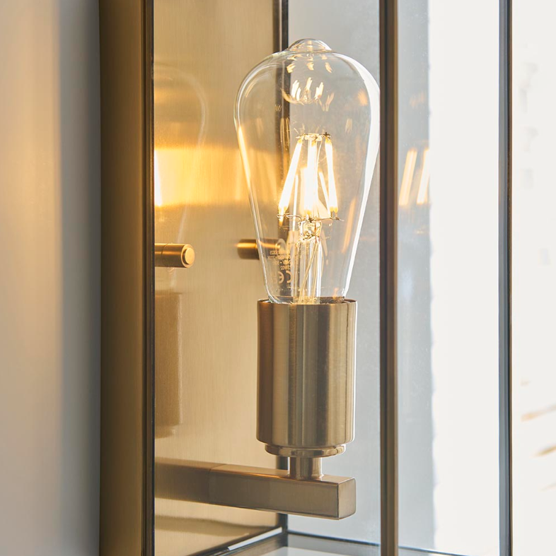 Hammond Wall Light