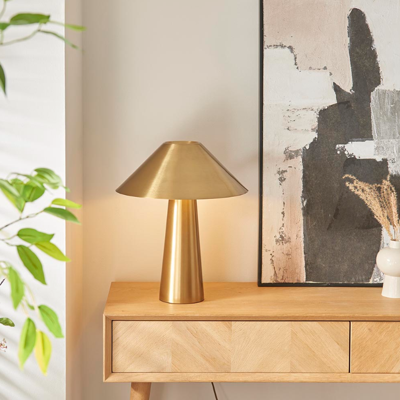Isak Table Lamp