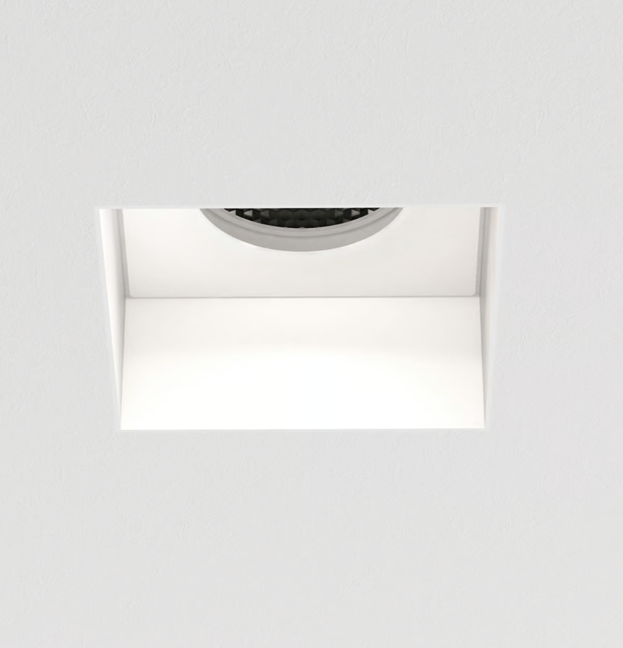 Trimless Square Fixed
