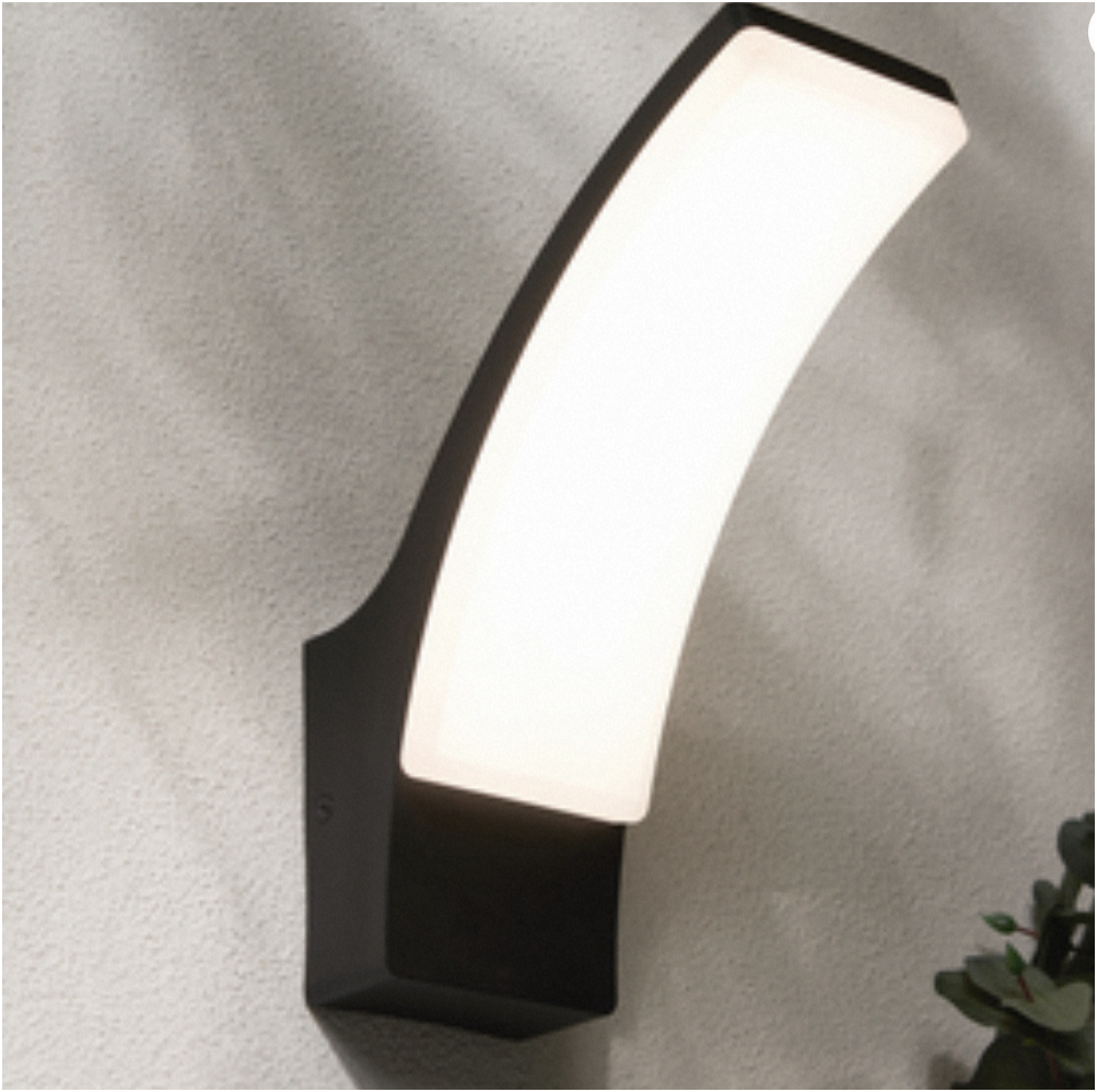Batsu 12 Watt LED Curved Outdoor Wall Light