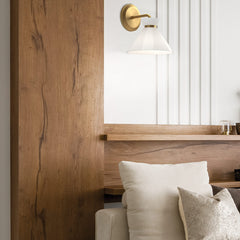 Alora Halston 1 lt Wall Light - E14