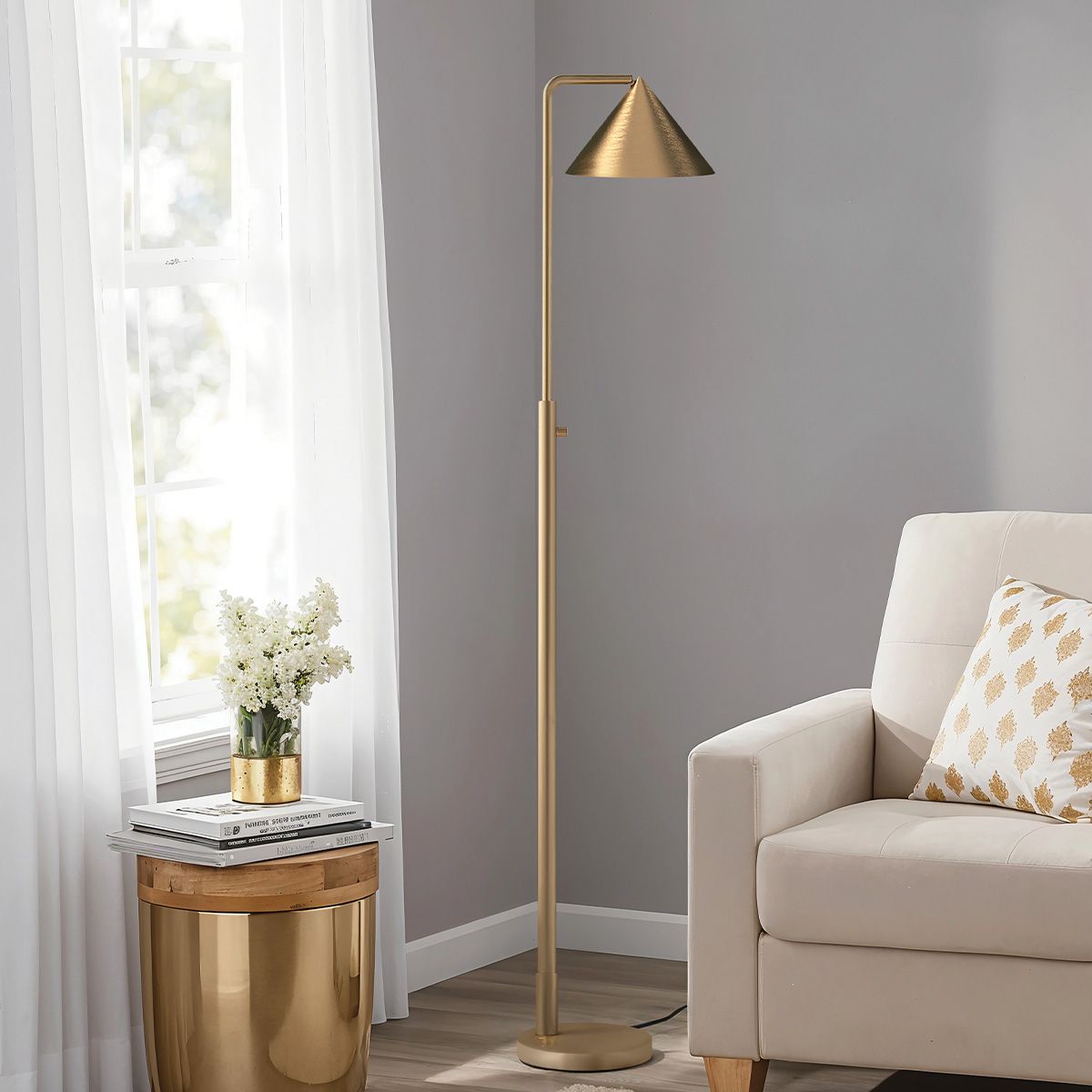 Alora Mood Remyck 1 lt Floor Lamp  - Brushed Gold/ Matte Black