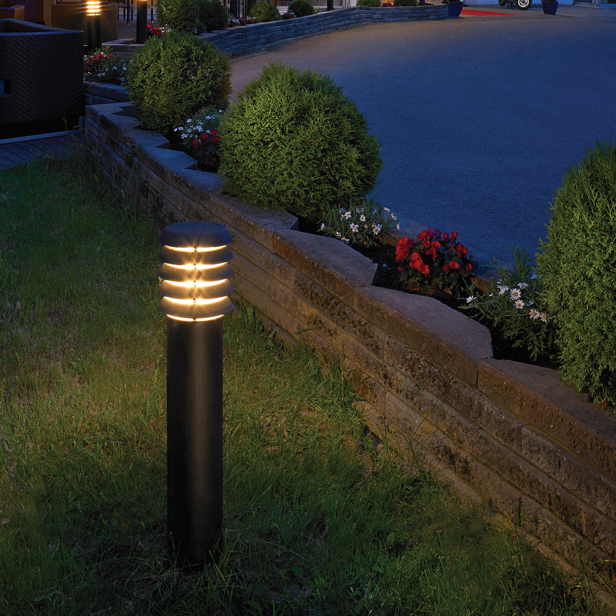 Alta 1 Light Medium/ Large Bollard - Cusack Lighting