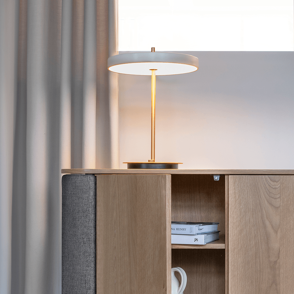 Asteria Table Lamp Pearl White