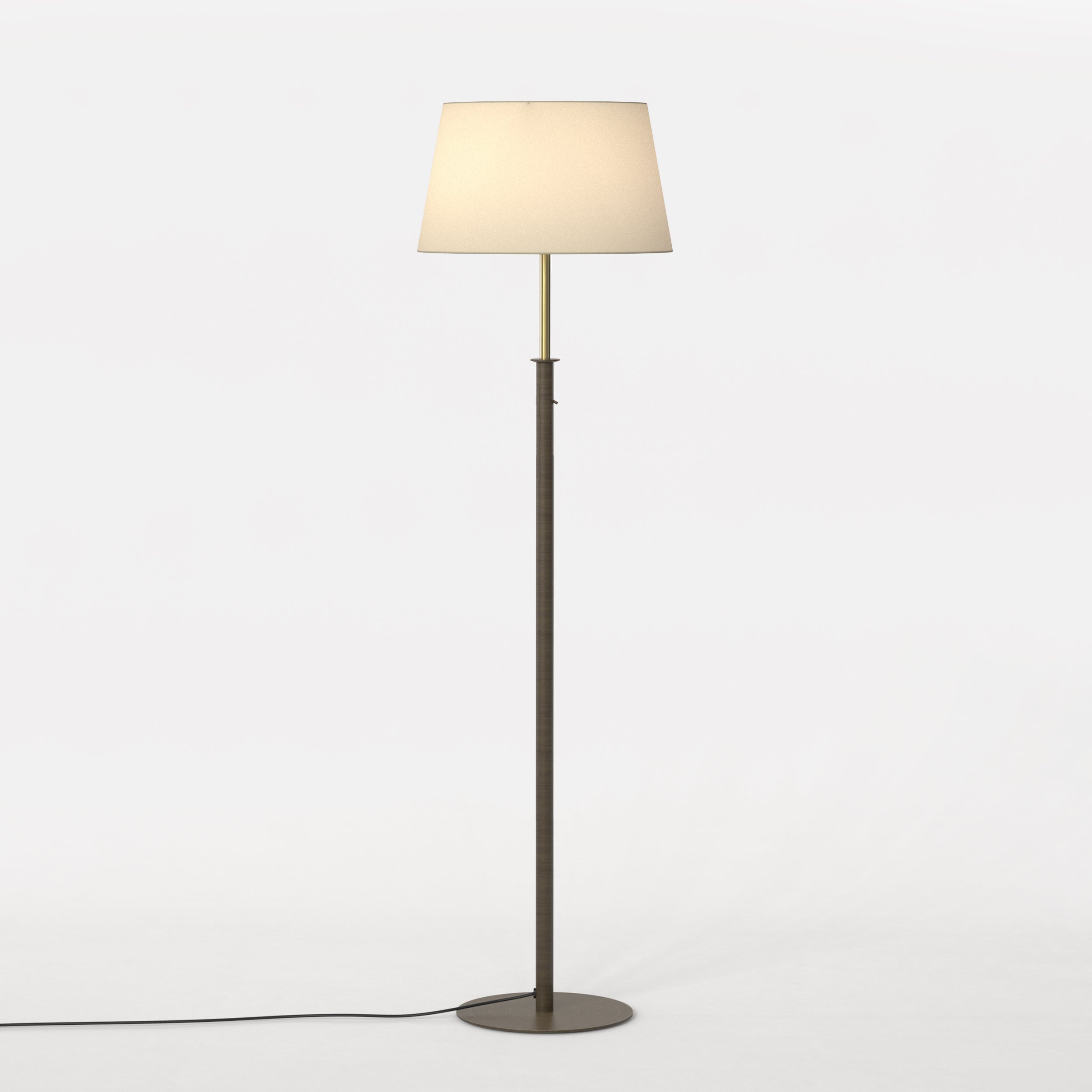 Club Floor Lamp