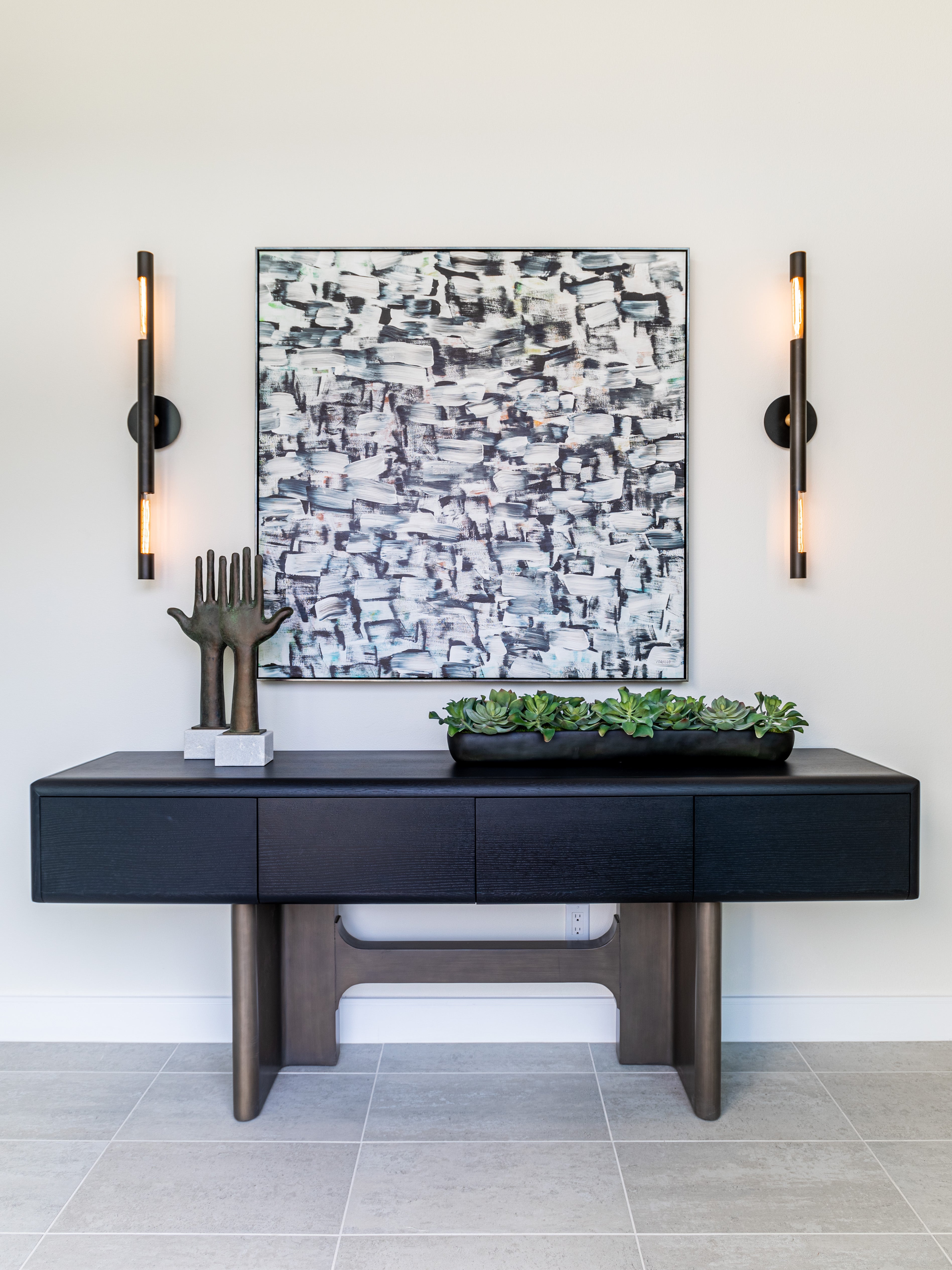 Hendrix Linear 2Lt Wall Sconce - Bronze