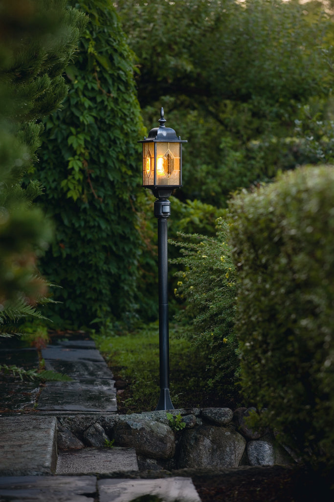 Milo Single Post Light IP43
