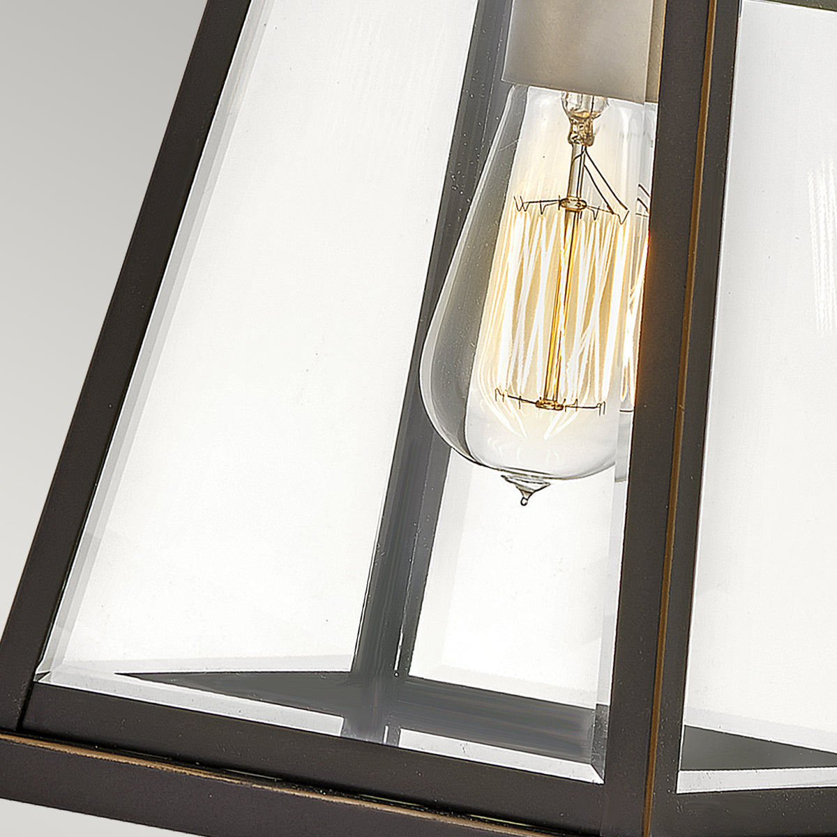 Bainbridge Medium Wall Lantern - Heritage Brass Finish