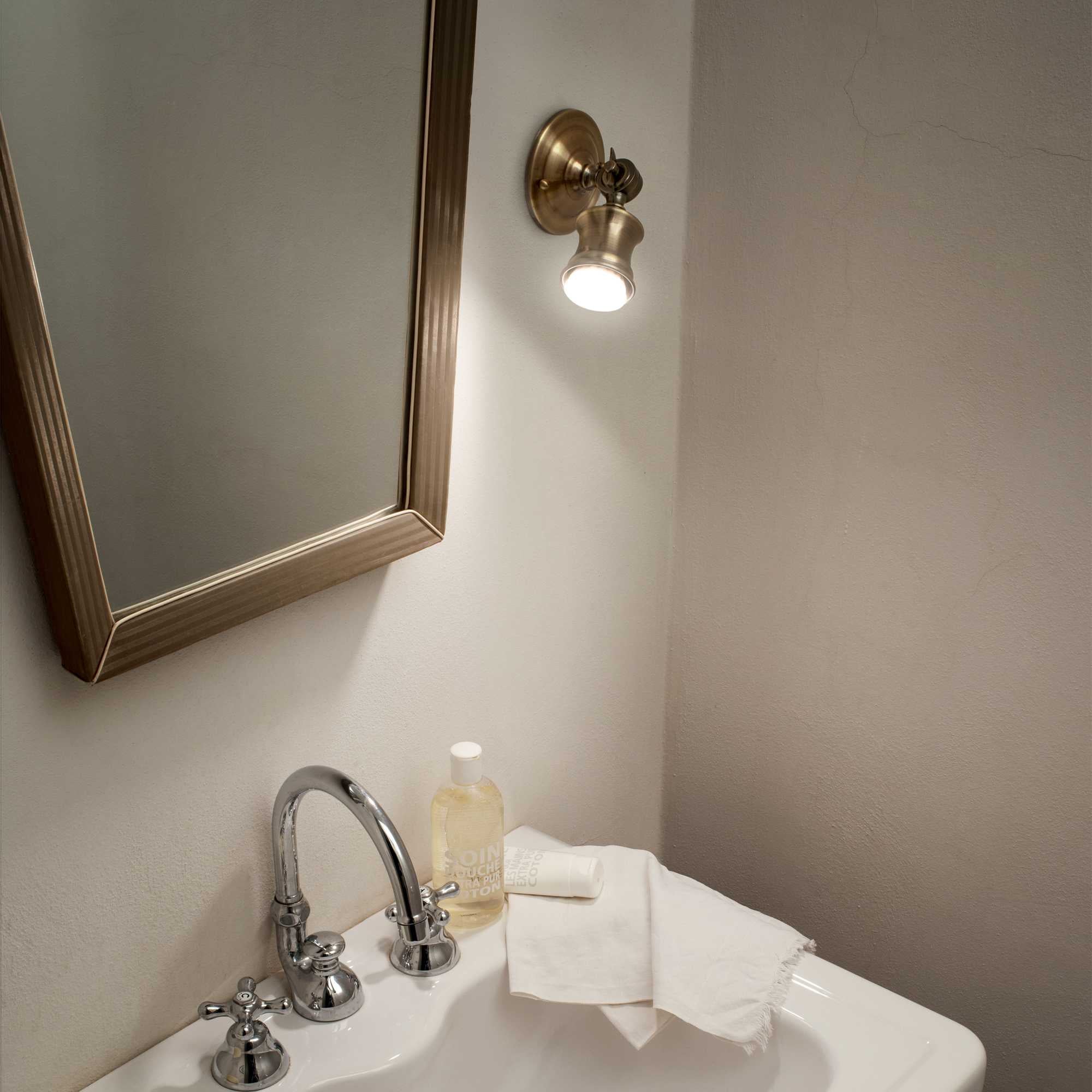 Barber Wall light Antique Brass - Finish - Cusack Lighting