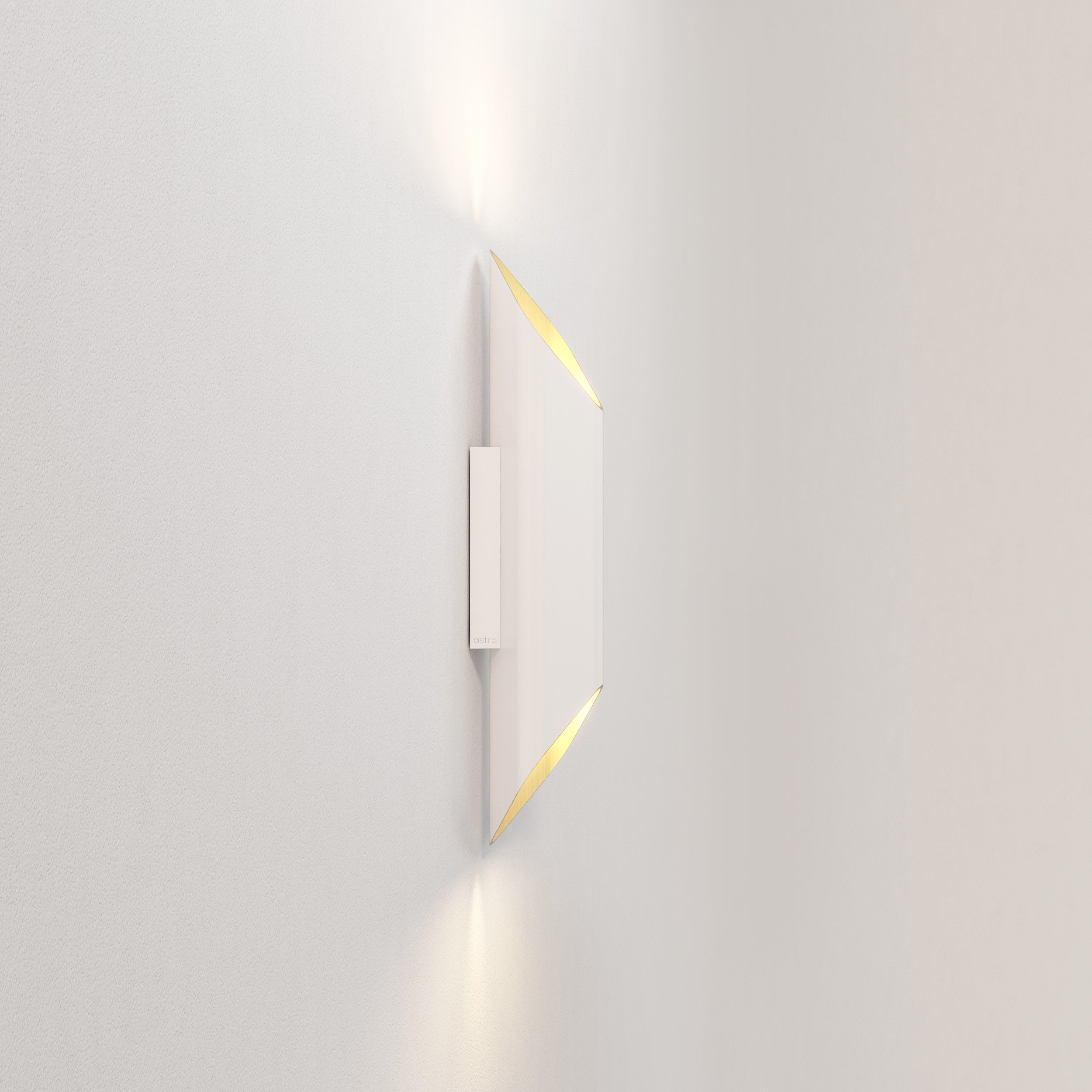 Ako 420/600 Phase Wall Light- Black/ White