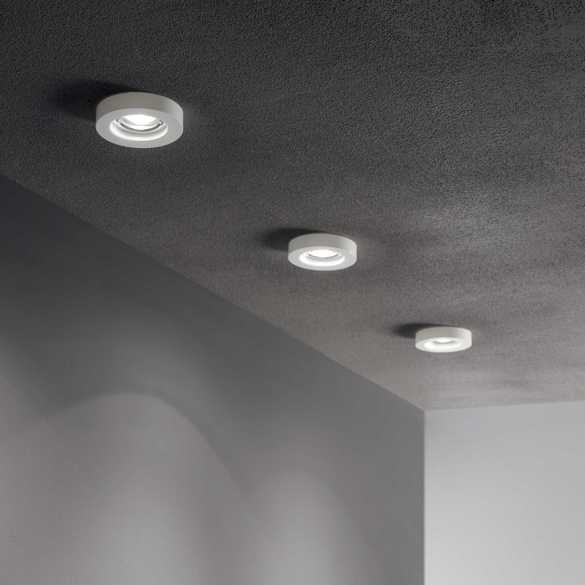 Blues Recessed Light Round/Sqaure - White/Transparent Finish - Cusack Lighting