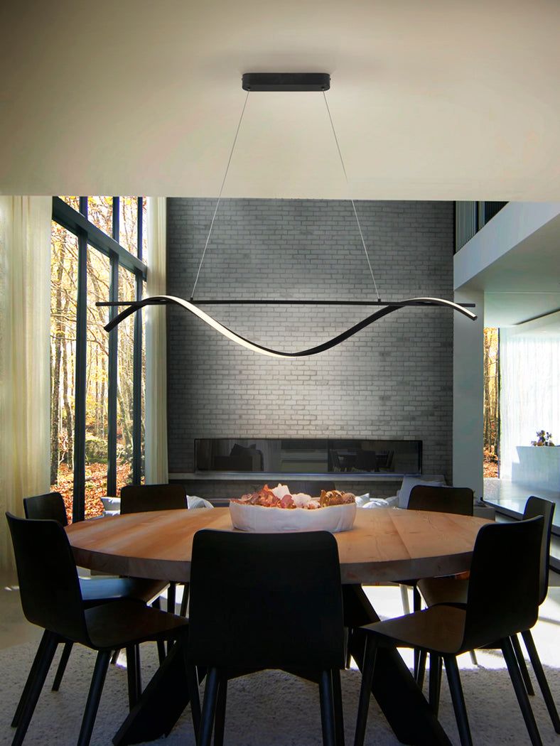 Boa Linear Light Fixture, Black