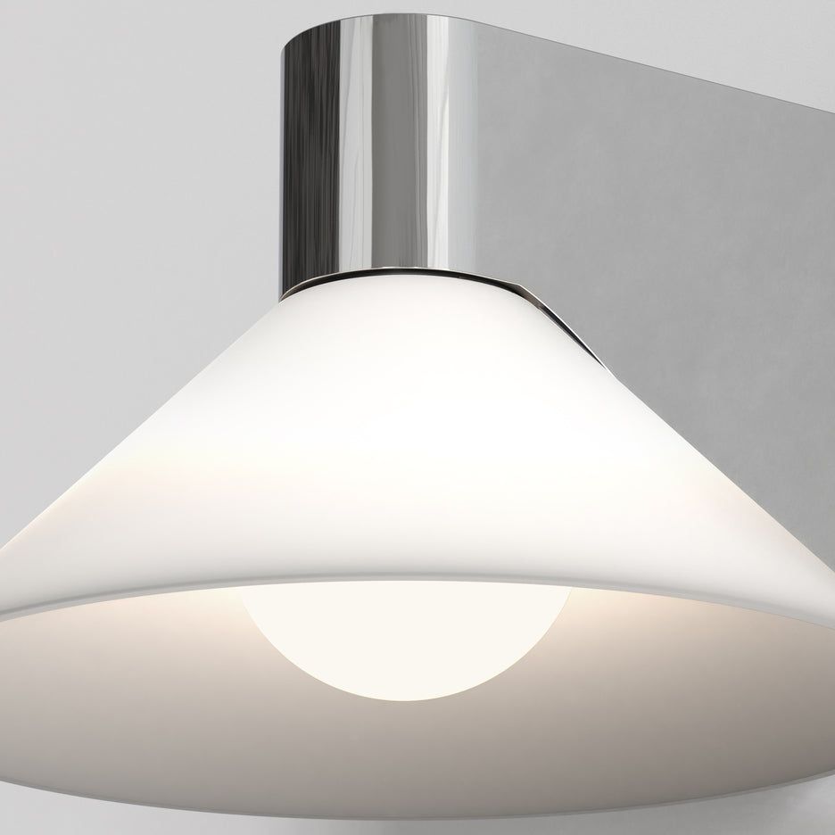 Conic Matt Black/Polished Chrome - Finish