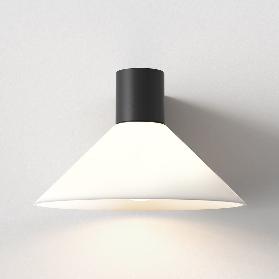 Conic Matt Black/Polished Chrome - Finish