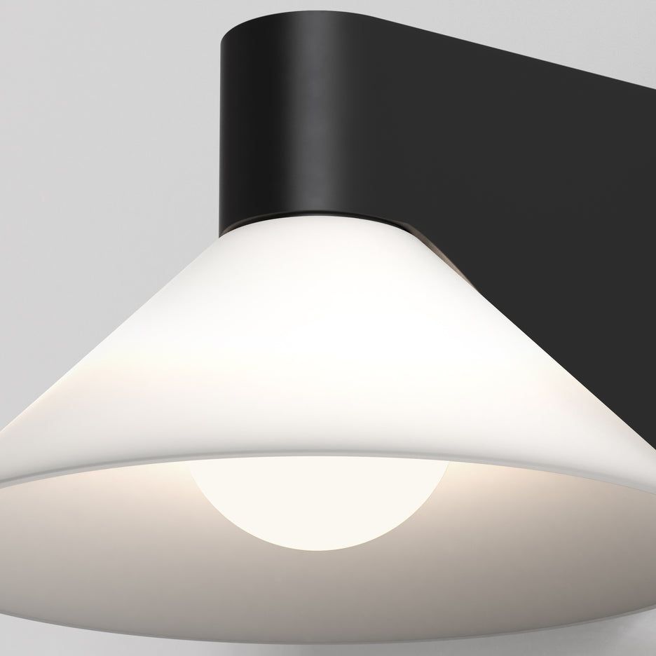 Conic Matt Black/Polished Chrome - Finish