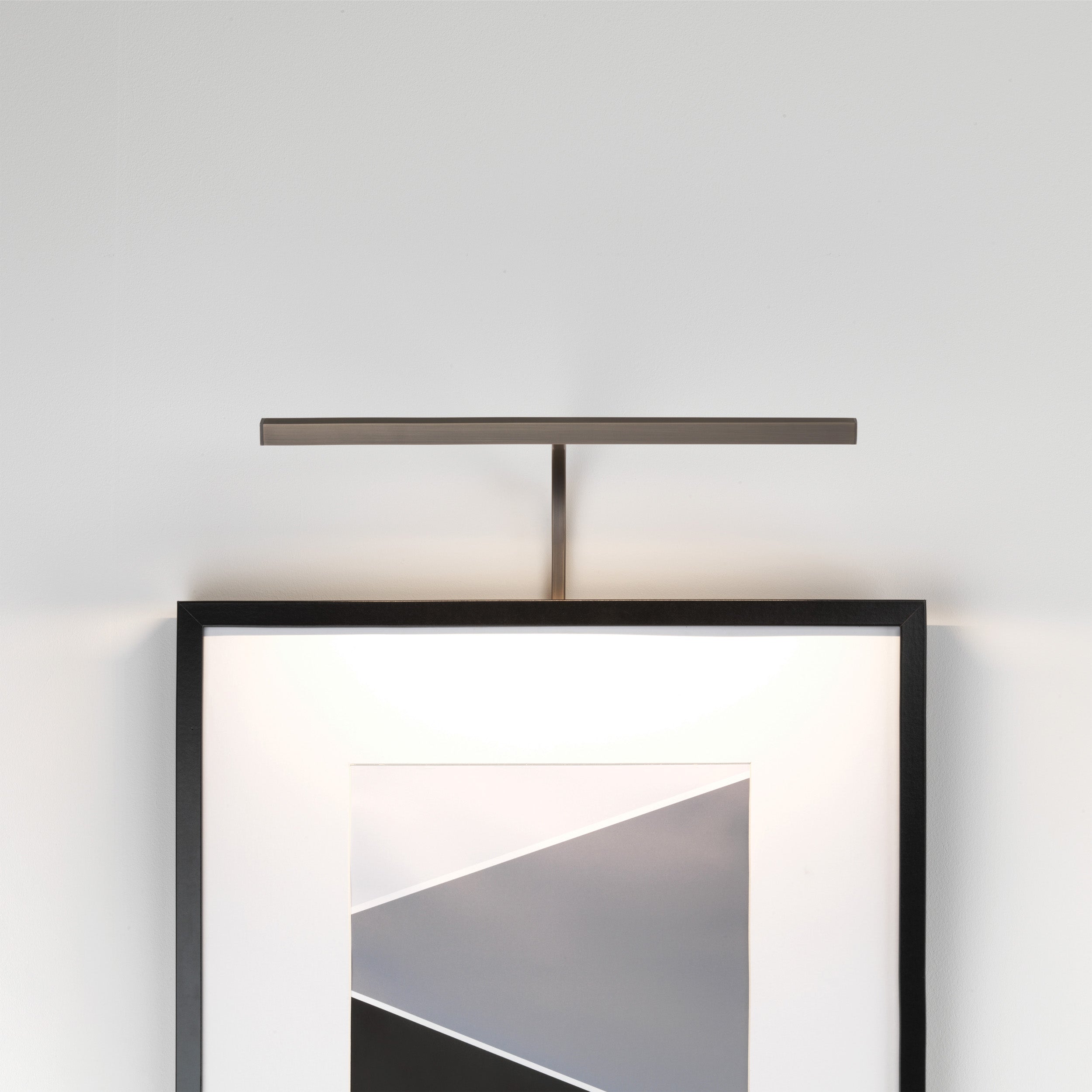 Mondrian 400/600 Frame Mounted LED Picture Lights- Bronze/ Matt Black