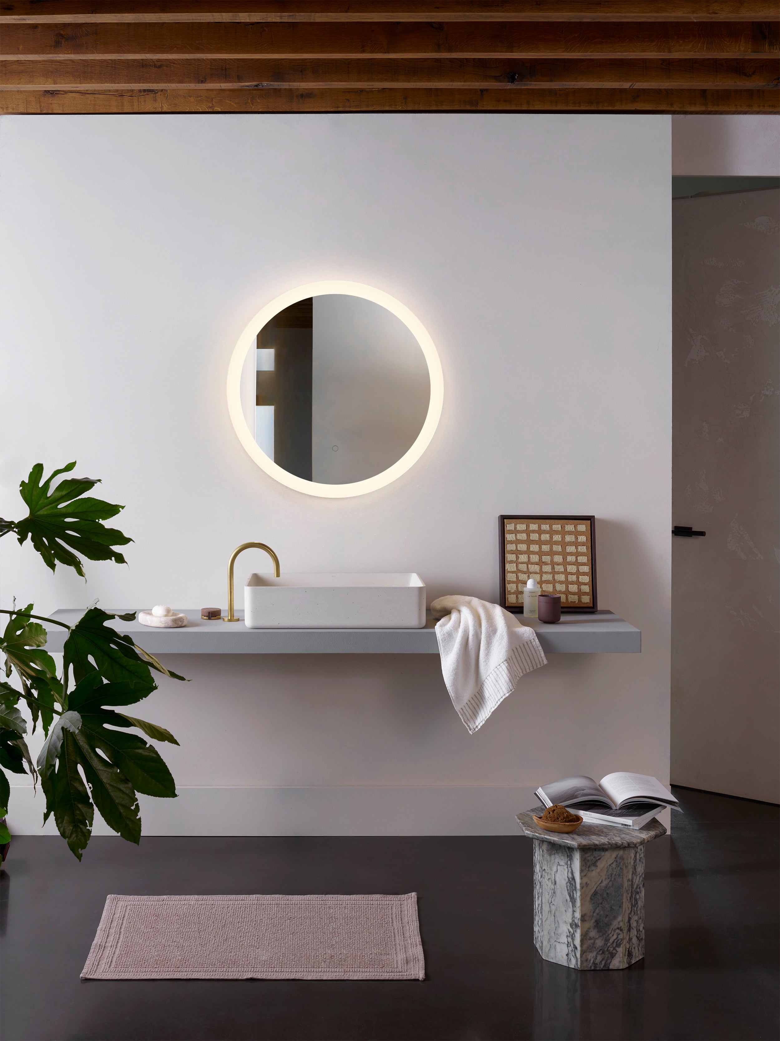 Ascot 650 Round Illuminated Mirror