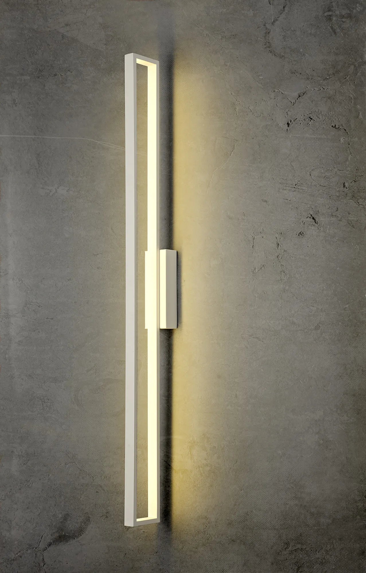 Durban Linear LED Wall Light - Black/White