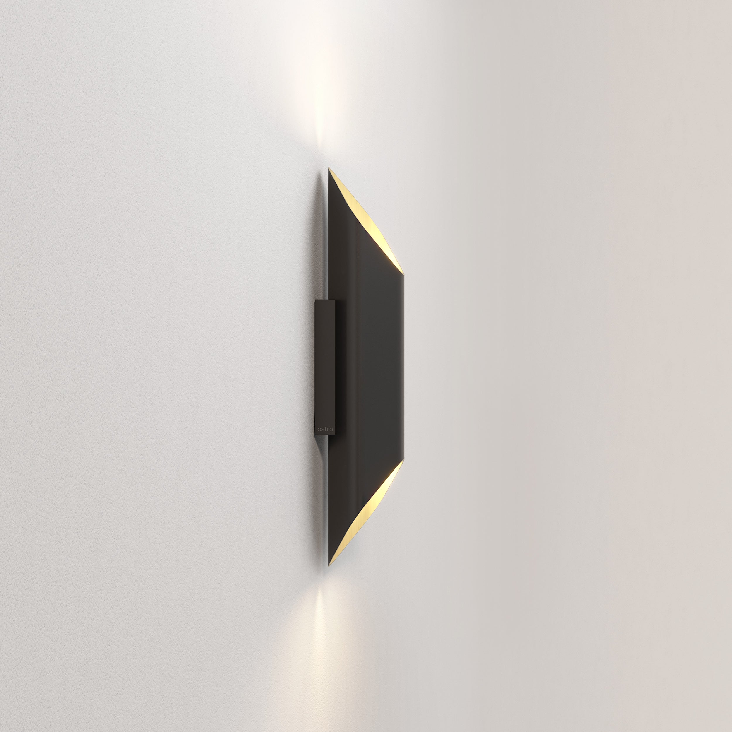 Ako 420/600 Phase Wall Light- Black/ White