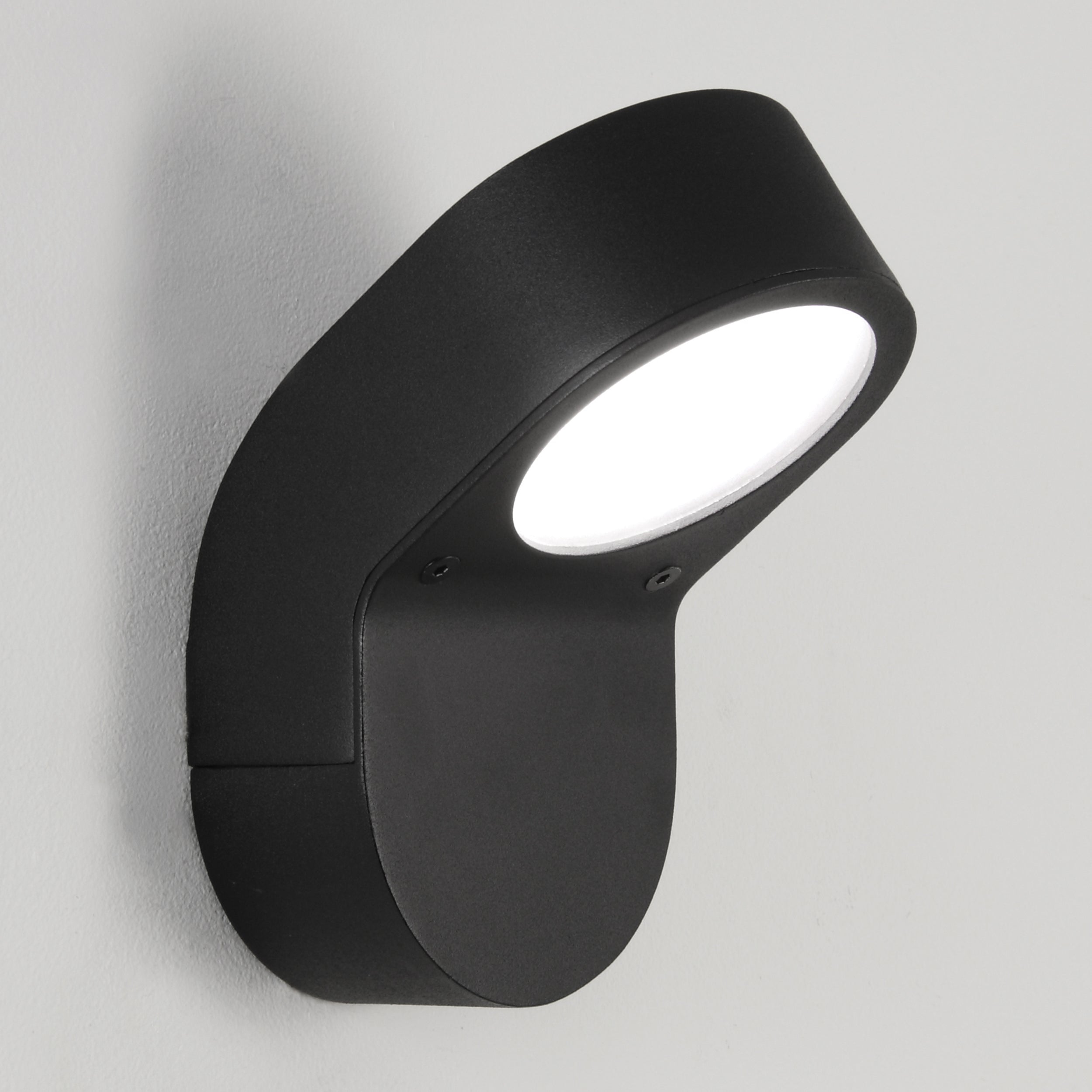 Soprano Wall Light